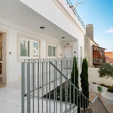 La Concha Alegre, Duplex In