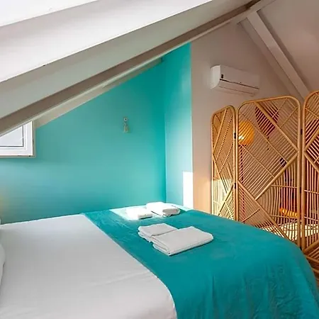 La Concha Alegre, Duplex In * Trafaria