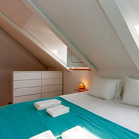 La Concha Alegre, Duplex In *