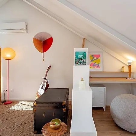La Concha Alegre, Duplex In * Trafaria