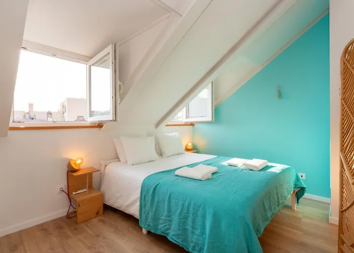 La Concha Alegre, Duplex In * Trafaria