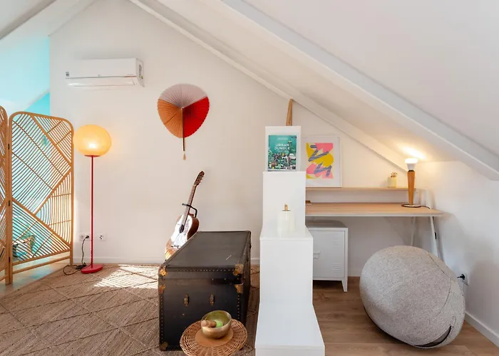 La Concha Alegre, Duplex In * Trafaria